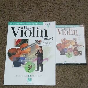 Hal Leonard Play Violin Today! Level 1 Book and DVD Set